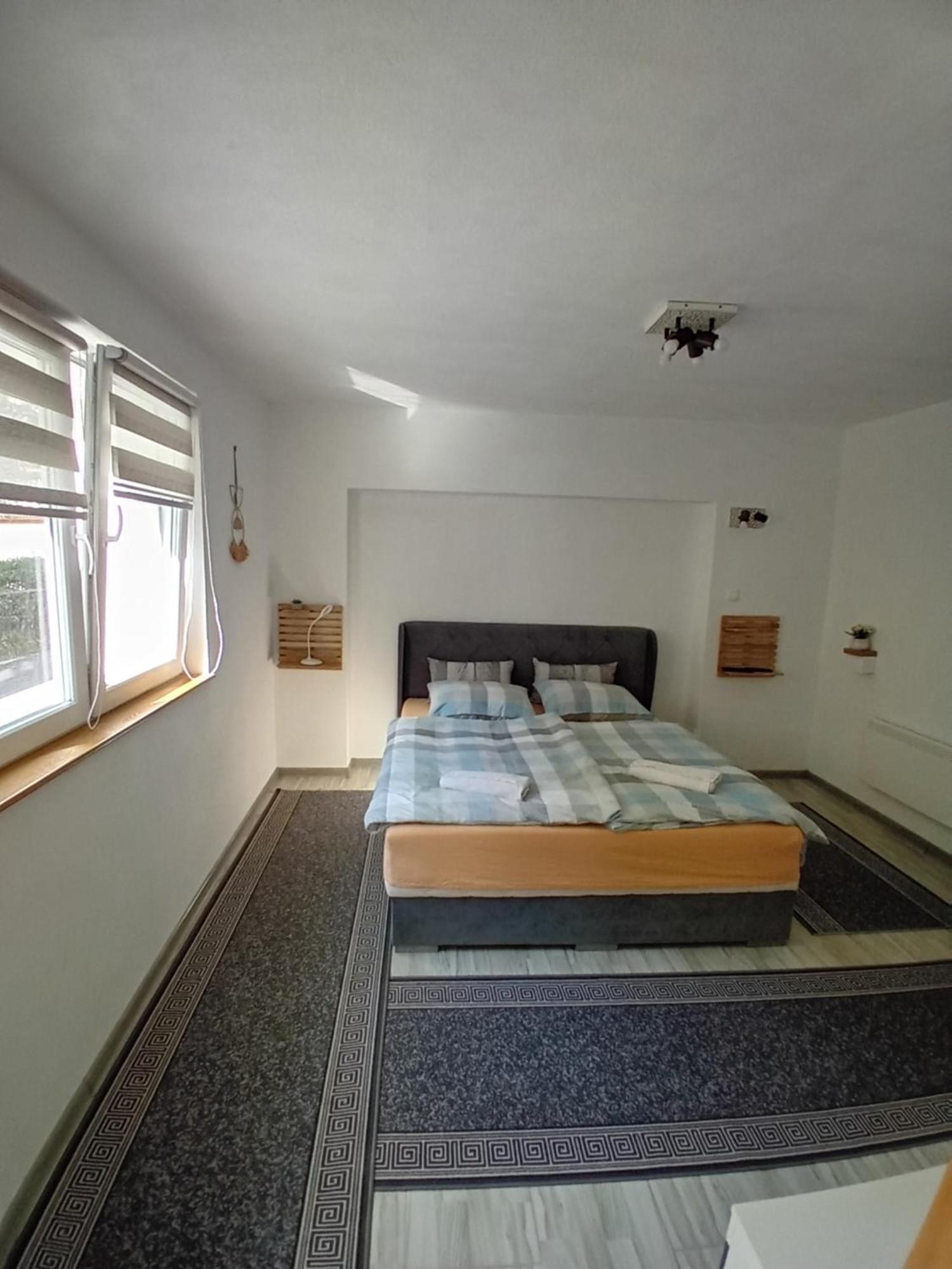 Aurora Apartment Visoko Luaran gambar