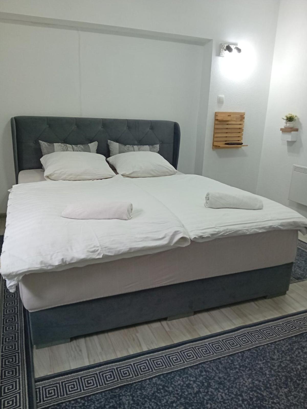 Aurora Apartment Visoko Luaran gambar