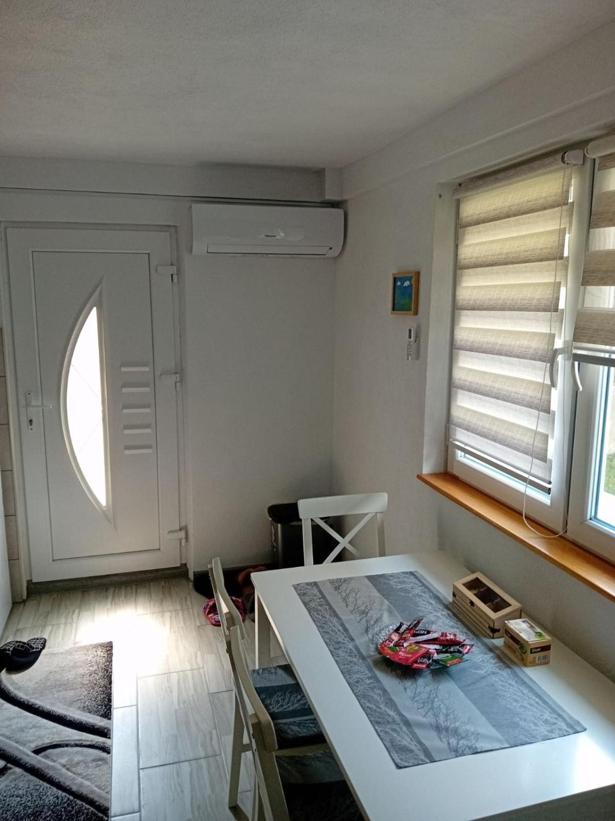 Aurora Apartment Visoko Luaran gambar